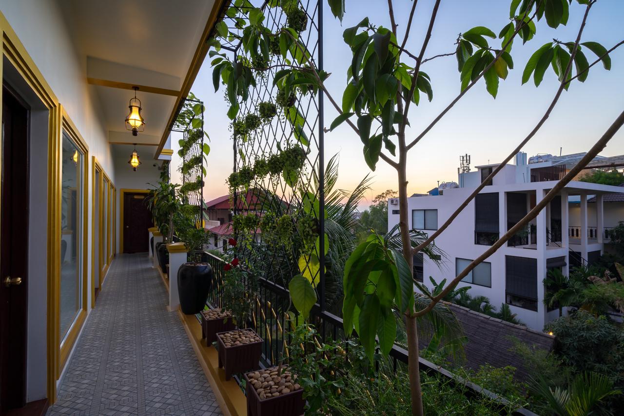 Beyond Yangon Inn Сиемрип Экстерьер фото